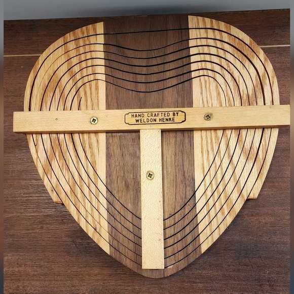 Handmade Vintage Heart Suspended Spiral Wood Folding Basket, Spring Folk Art - Picture 6 of 6